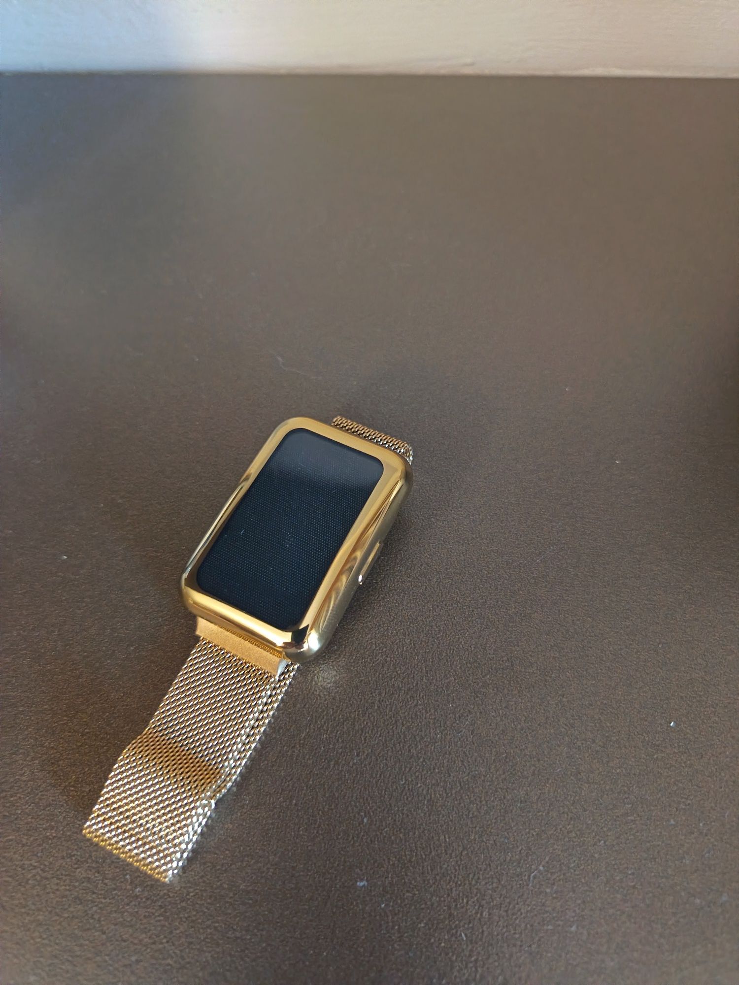 Смарт часовник Huawei fit B09