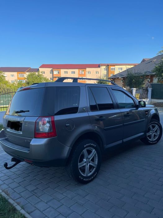 Land Rover Frelander 2