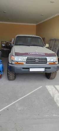 Toyota Land Cruiser 80