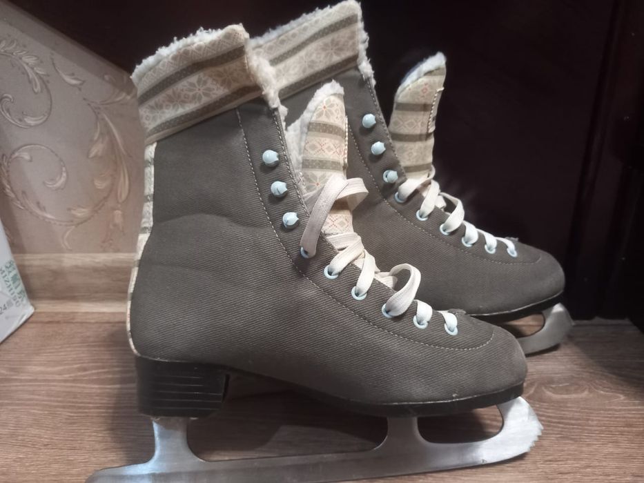 Коньки в отличном состоянии