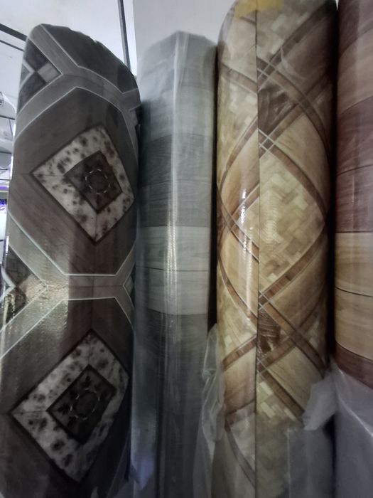 Linoleuu lung20m, 2m lat, gros 1,2mm, Livram u verificare colet