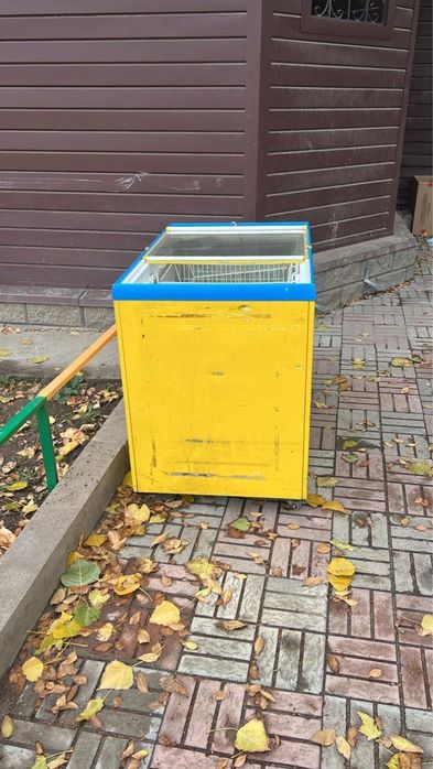 Продам морозильник