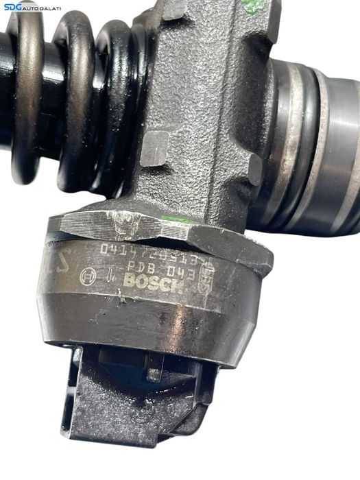 Injector Injectoare Pompa Pompe Diuza Volkswagen Touran 1.9 TDI BLS BXJ 2004 - 2010 Cod 038130073BN 0414720313 CS [B3823]