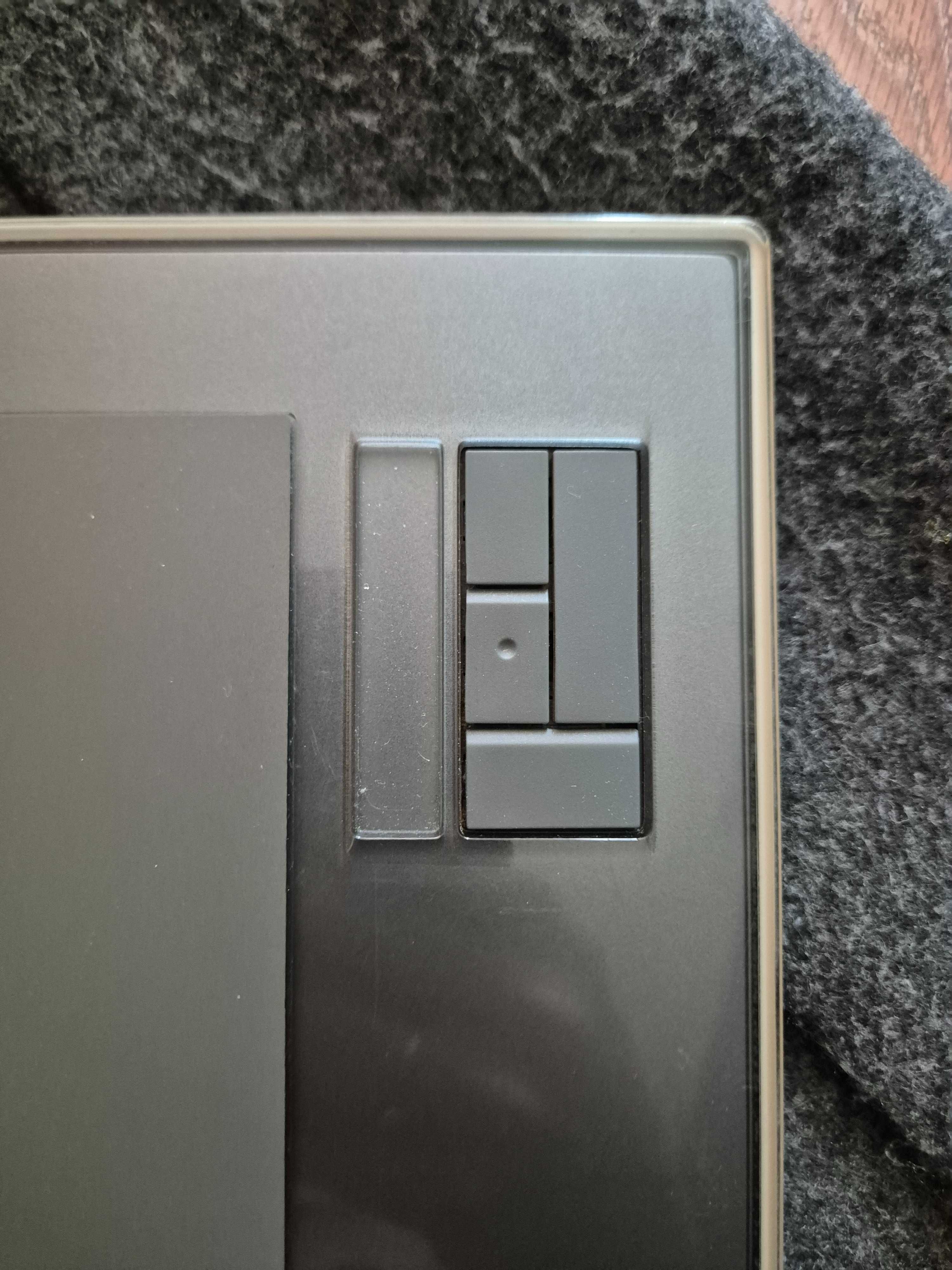 Графичен таблет WACOM intuos3 PTZ-631W
