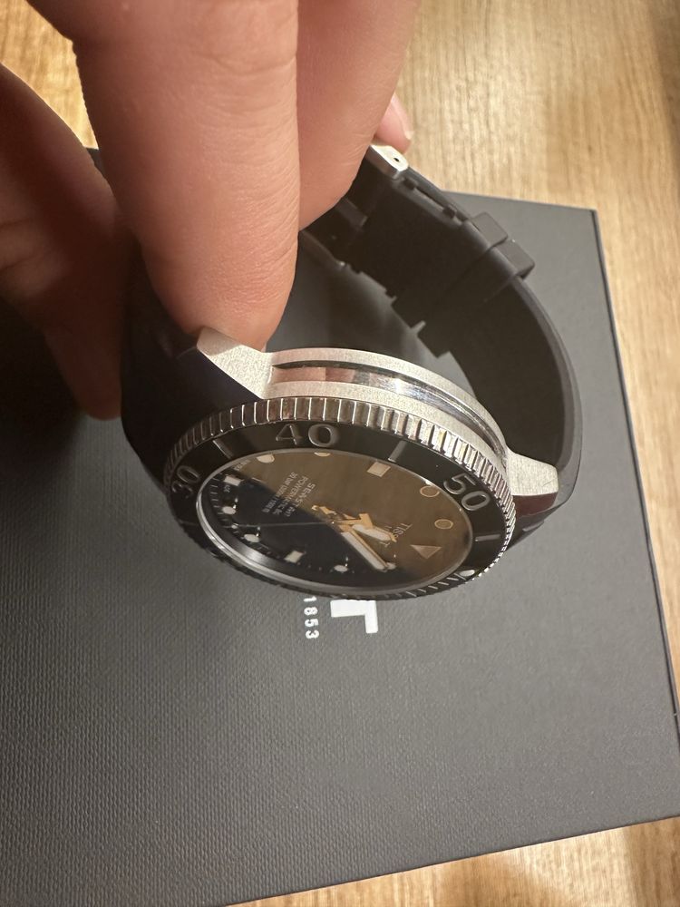 Продавам Tissot Seastar Powermatic 80