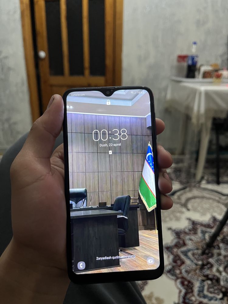 Samsung A 10 sotiladi srochni