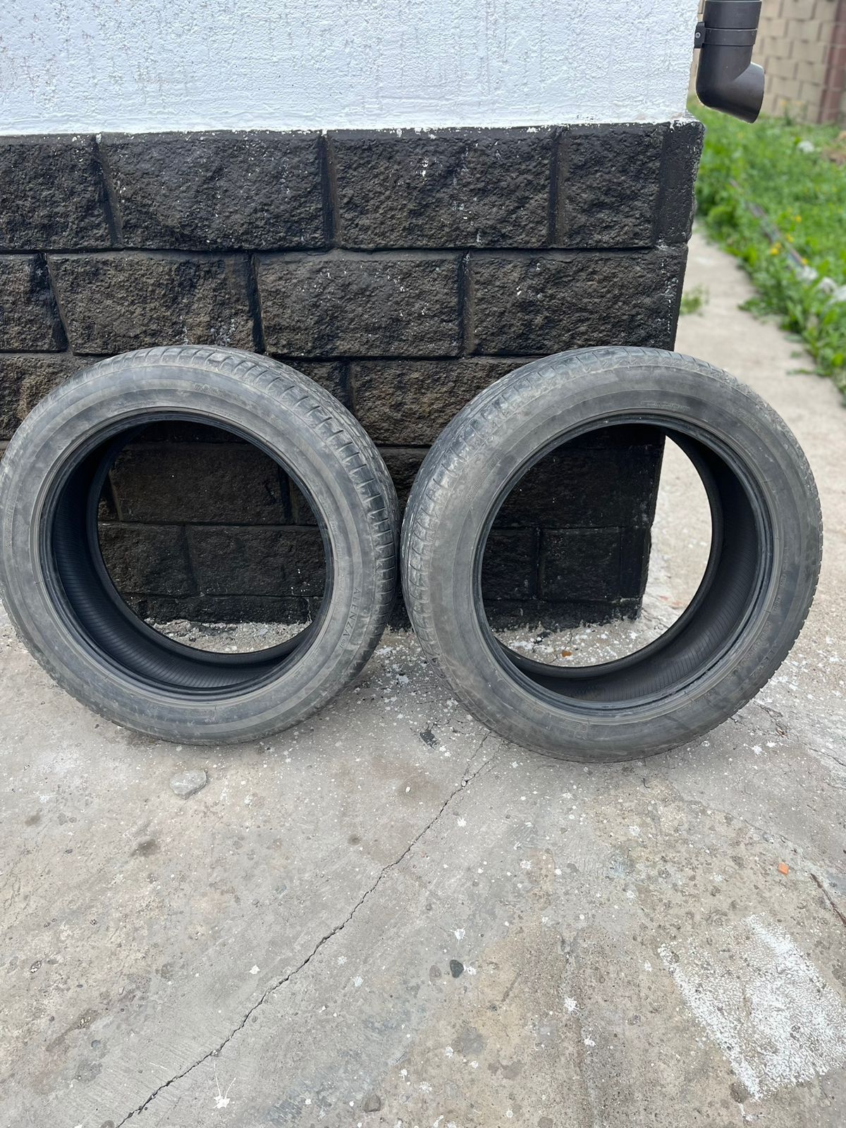 Срочно продам Шина 235/55R20