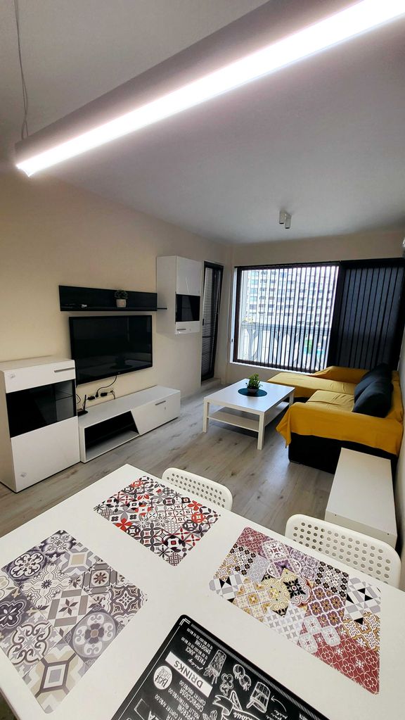 Дава се под наем Двустаен апартамент в Варна, Аспарухово - 60 кв.м за 612 € - Снимка #2