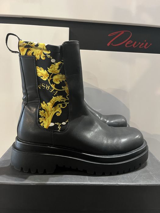 Боти Versace Jeans номер 39