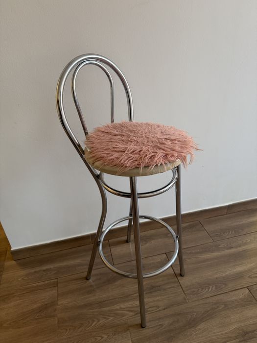 Scaun inalt de bar / make up
