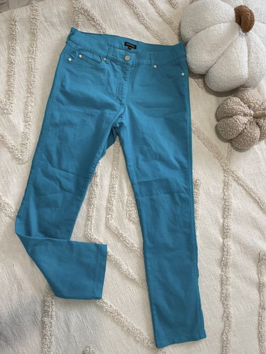 Pantaloni dama Escada