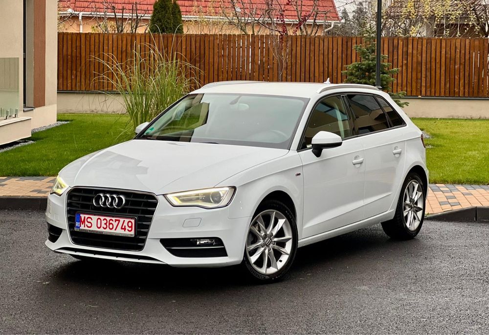 Audi A3 1.4 benzina 125cp ALB PERLAT navigatie mare Impecabilă