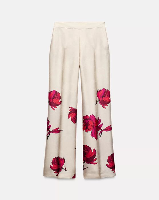 Нов костюм Zara с етикет