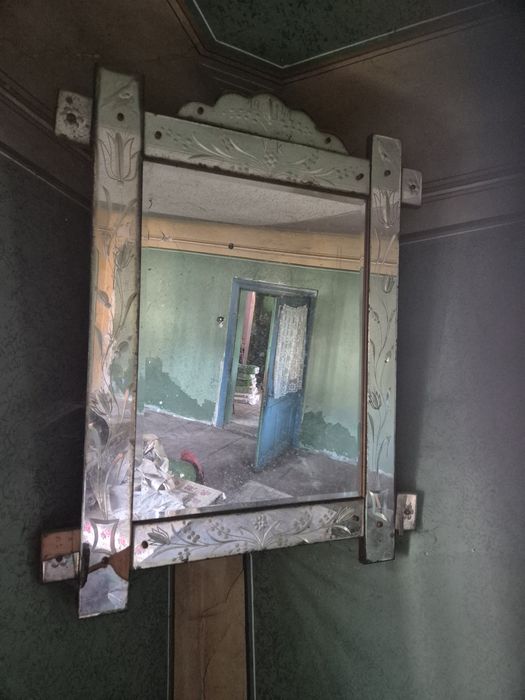 Vand oglinda veche din 1941