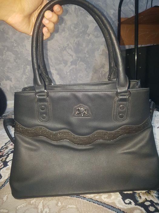 Sumka sotiladi xolati yaxshi