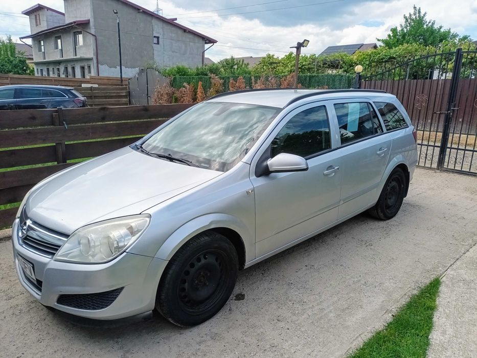 De vânzare OPEL Astra H 1.9