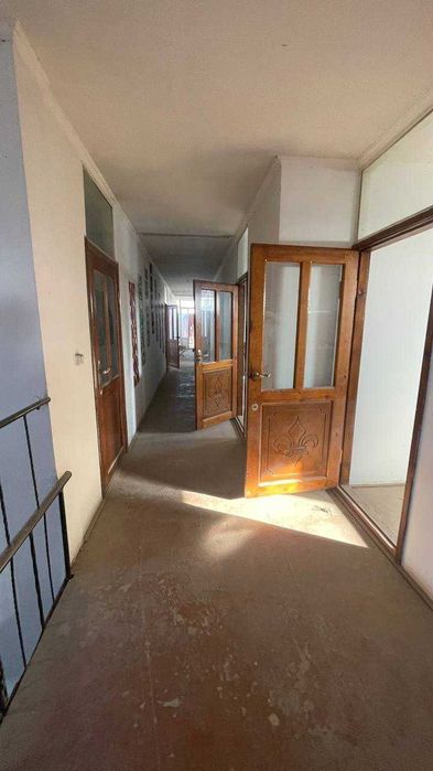 G'ijduvon xo'jayi jahon yonida 3 qavatli bino sotiladi.