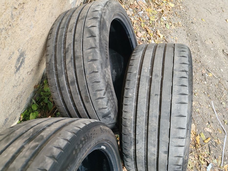 Продавам Continental Sport contact 7  255 40 19