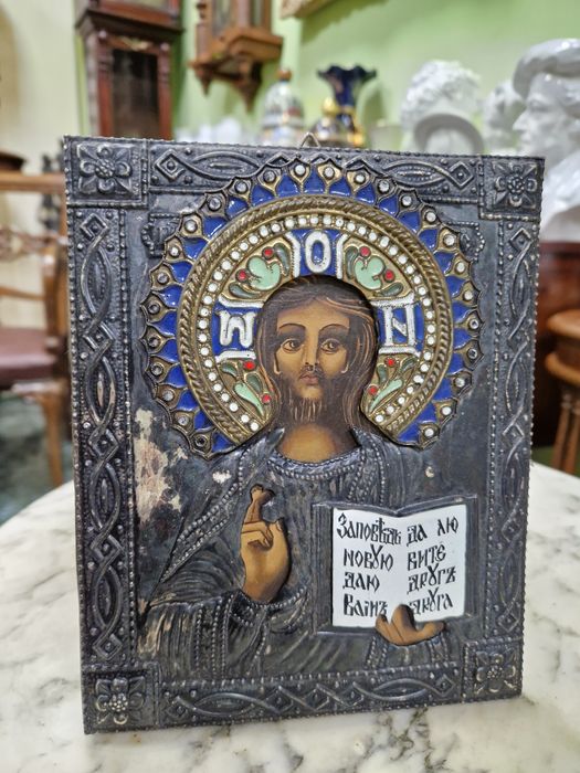 Прекрасна антикварна руска икона с емайл