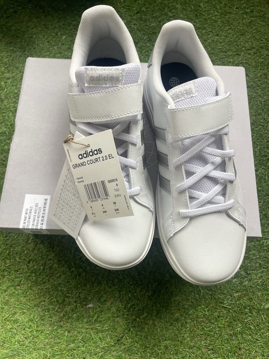 Adidas нови оригинални маратонки