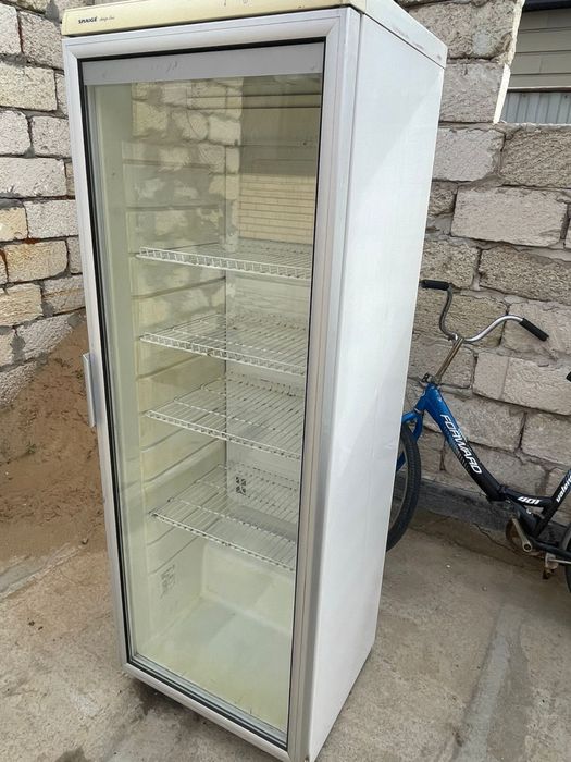 Продам холодильник