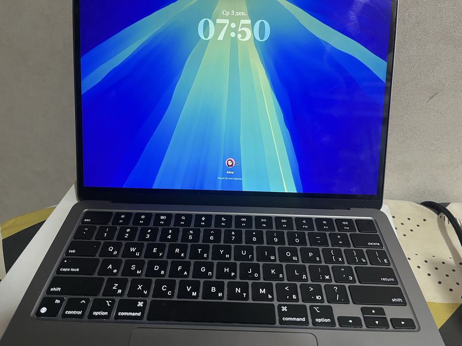 Macbook m2 256gb