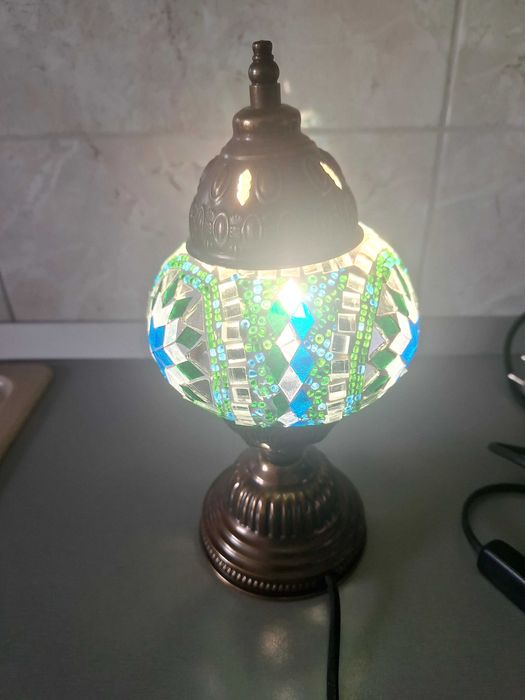 Lampa vintage impecabila.