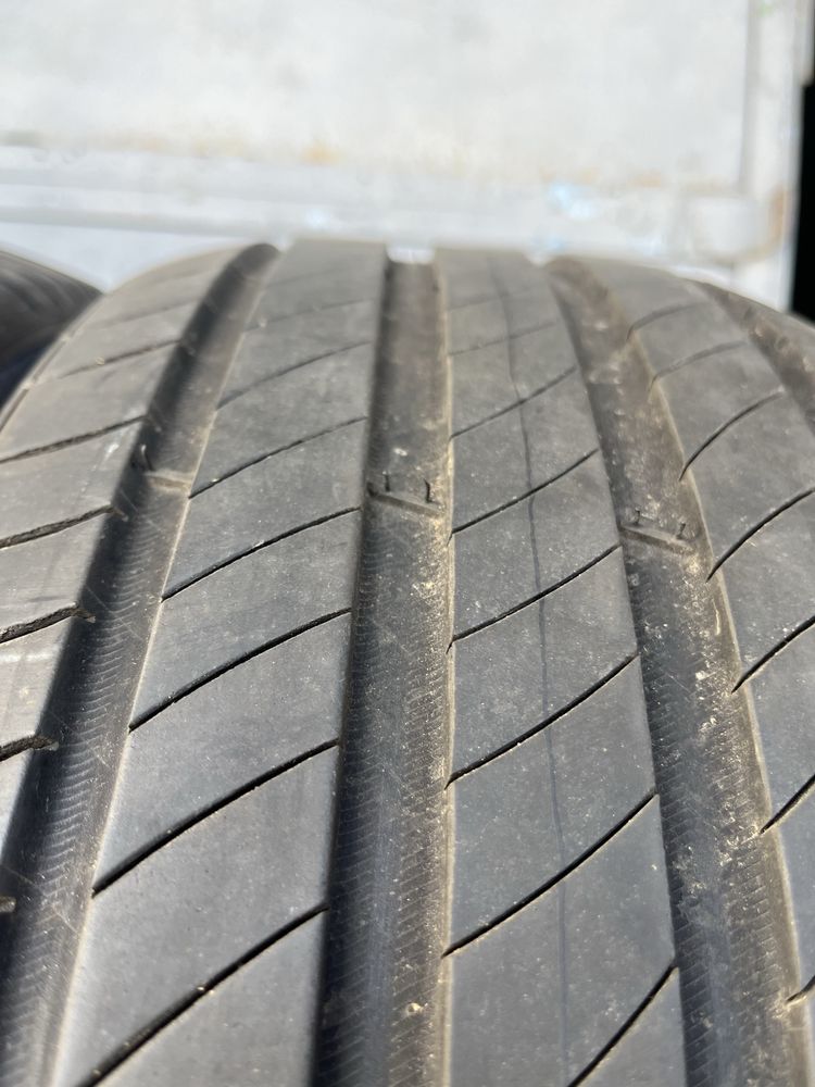4 бр. летни гуми 205/55/17 Michelin 2x5+ mm 2x4 mm DOT 0123/4520