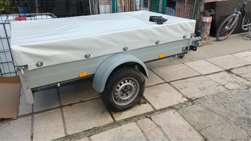 Remorca Saris 600 kg