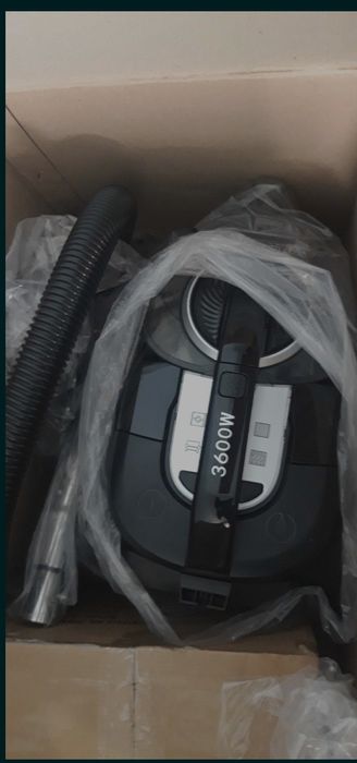 BOSCH Пылисос сотилади