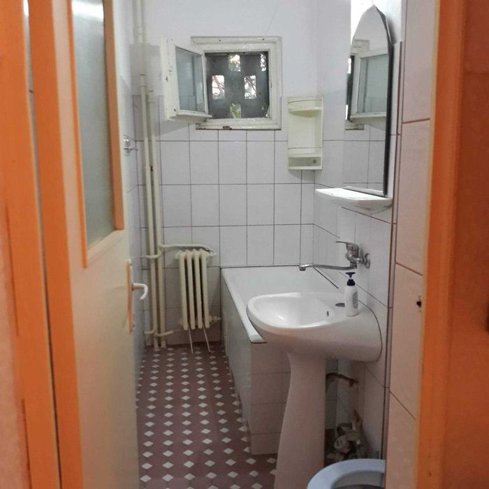 Inchiriez apartament 2 camere Tomis Nord