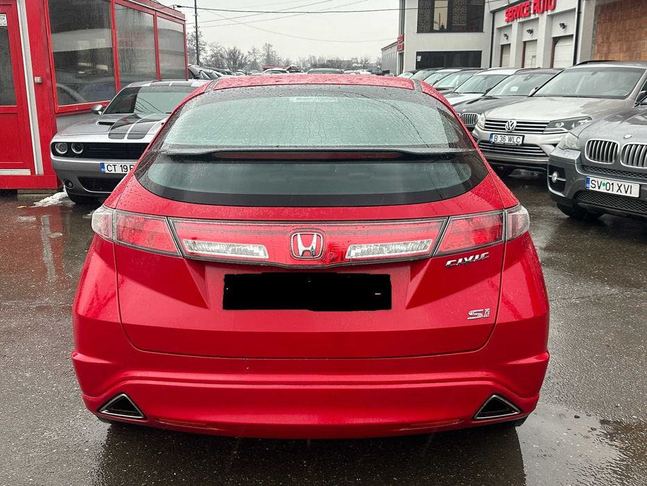 Dezmembrez Honda Civic 2,2 i-ctdi 2010