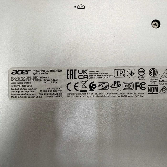 Laptop Acer 13.3 Cu Touch i5 1135G7 16GB Ram 512GB SSD Nou Zeus  20902