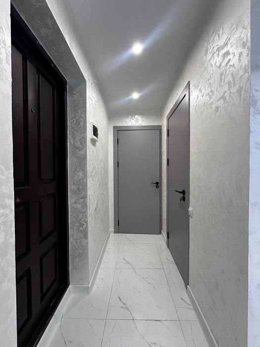 Ц-5 ул.А.Кадыри офис 1-этаж 55 м²+12 м² подвал евроремонт 2-линия