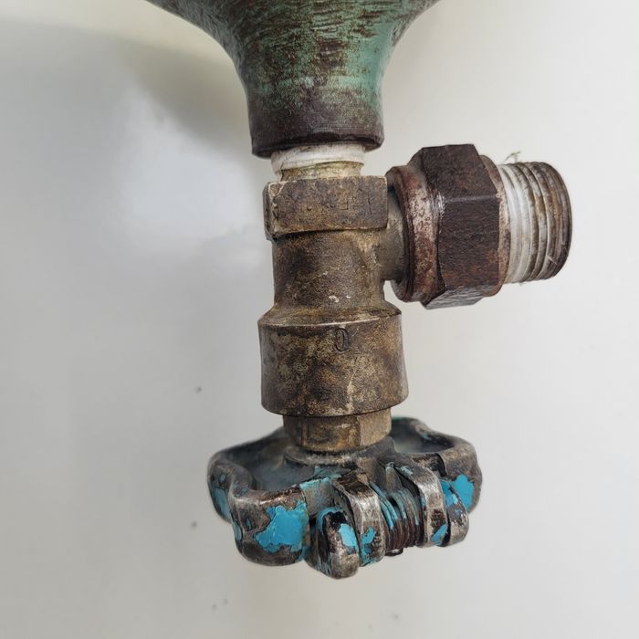 Стоманена бутилка газ.