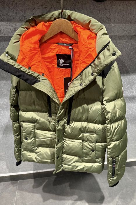 Мъжко зимно яке Moncler