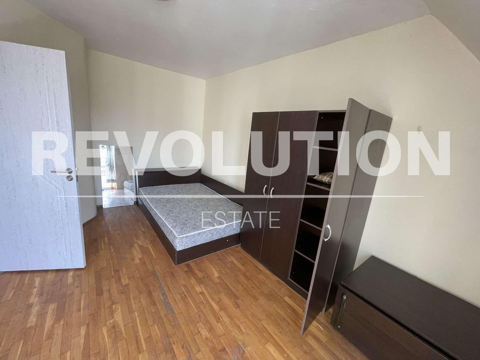 Дава се под наем Двустаен апартамент в Варна, Център - 57 кв.м за 310 € - Снимка #3