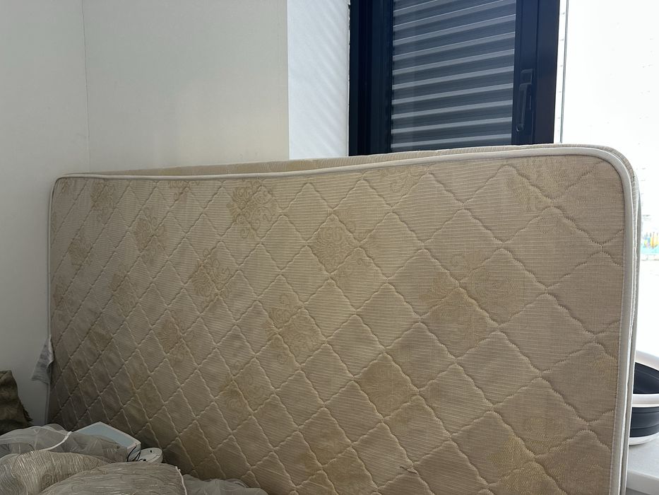 матрас                 160*200