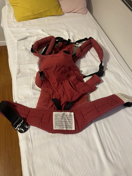 Manduca bebelusi - cu gluga