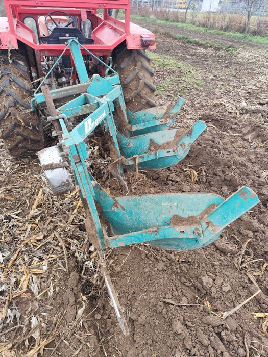 Plug 3 trupițe (brazde, cormane) Regent Neptun 3