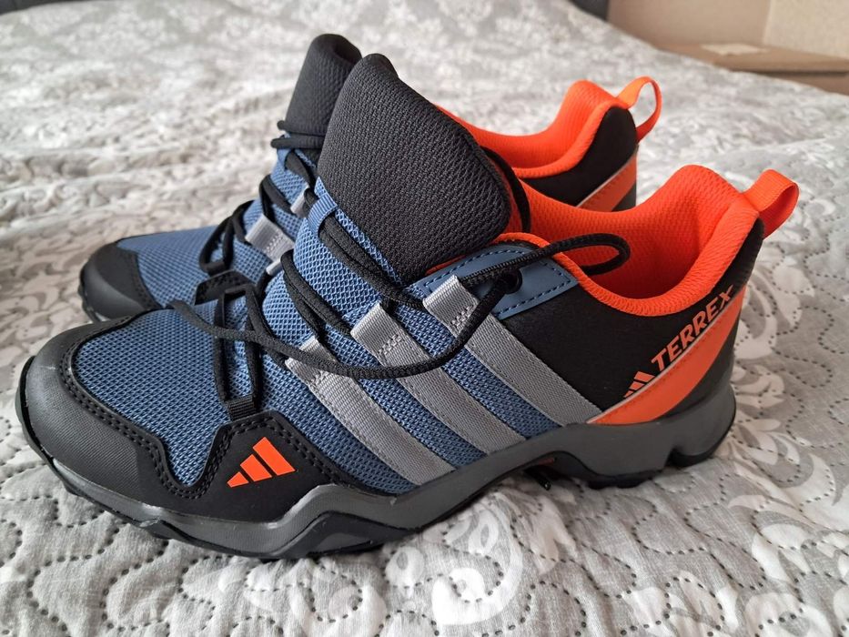Дамски маратонки adidas Terrex AX2R