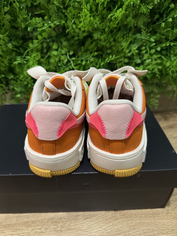 Дамски кецове Nike Air Force 1 FONTANKA SB
