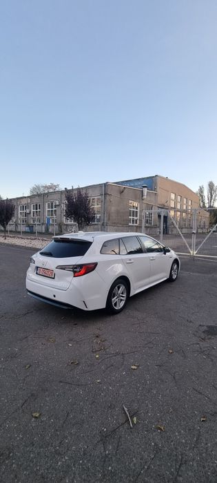 SUZUKI SWACE 2022  (platforma toyota corolla touring sports )