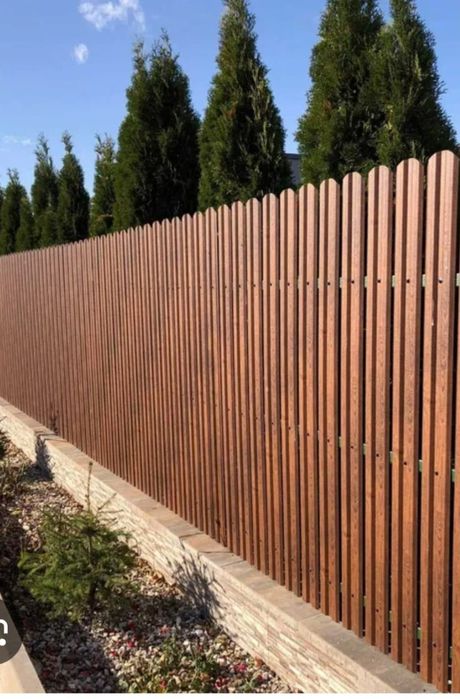 Executam garduri și porți la comanda clientului