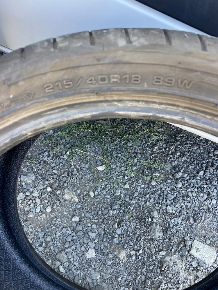215/40/18/Dunlop sport maxx
