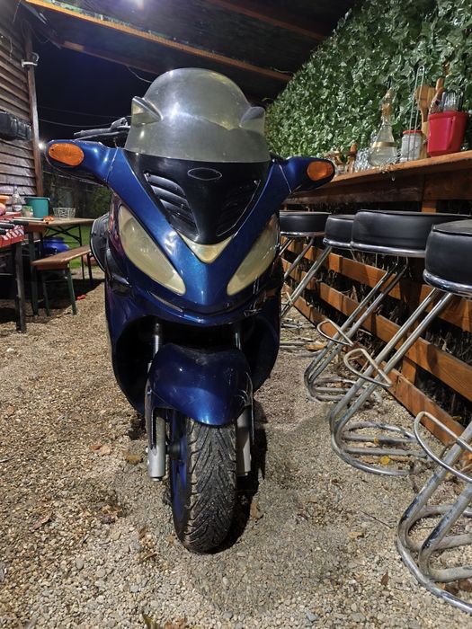 Scuter Malaguti Medison 125 cm