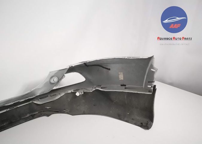 Задна броня / Zadna bronya оригинална с 6 сензора Тойота Рав 4 / Toyot