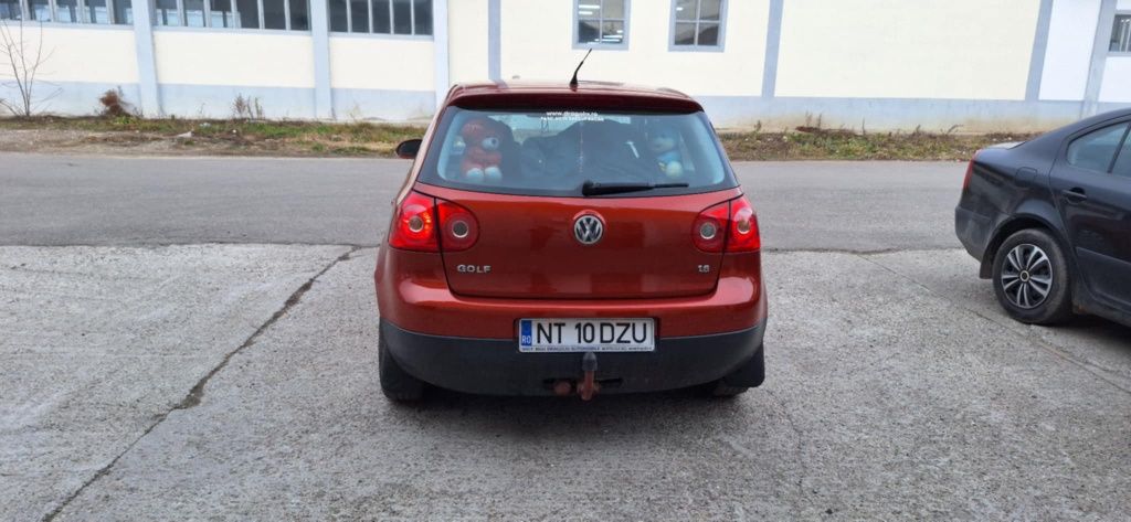 Vând golf 5 2006