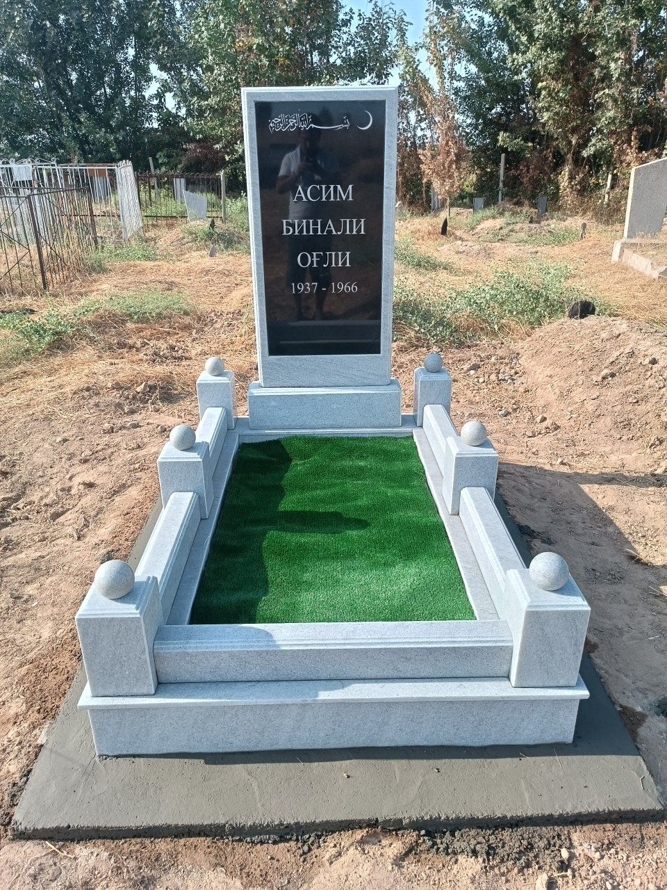 Памятники оптовые цены