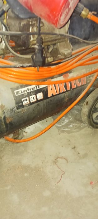 Vind compresor aer 25  litri  Einhell